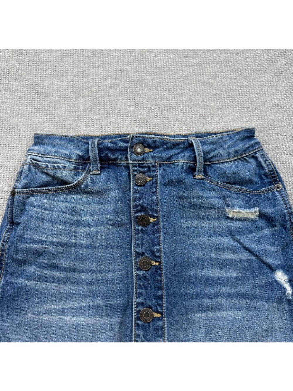 Mudd Denim Skirt Womens Size 1 Blue Distressed Button Front FLX Stretch Raw Hem - Picture 4 of 12
